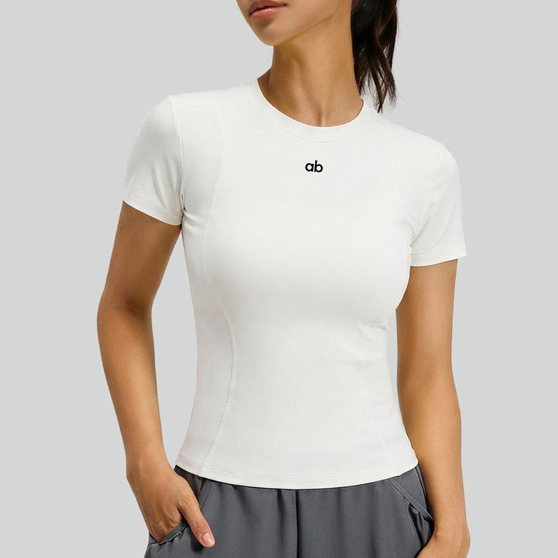T Shirt Tight Fit - เสื้อยืดแขนสั้นสไตล์ใหม่สำหรับโยคะฤดูร้อน ผู้หญิง แห้งเร็ว ระบายอากาศได้ดี ยืดหยุ่น กระชับรูปร่าง